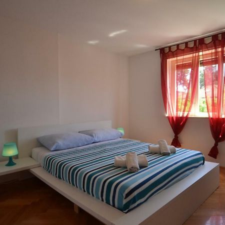 Apartman Terzic Rovinj Exterior foto